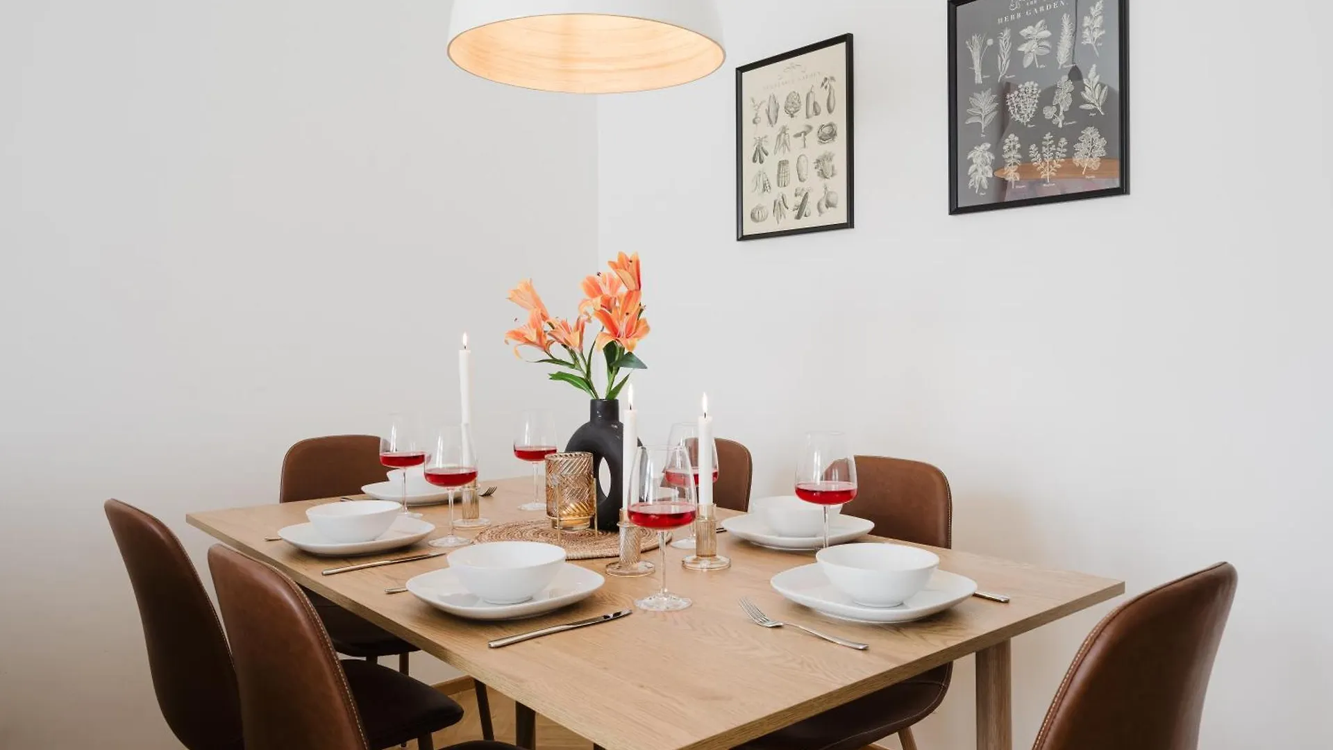 Prague Days - Two-Bedroom Apartment With Parking Space And 2 Bathrooms In Vinohrady 0*,  Tjekkiet